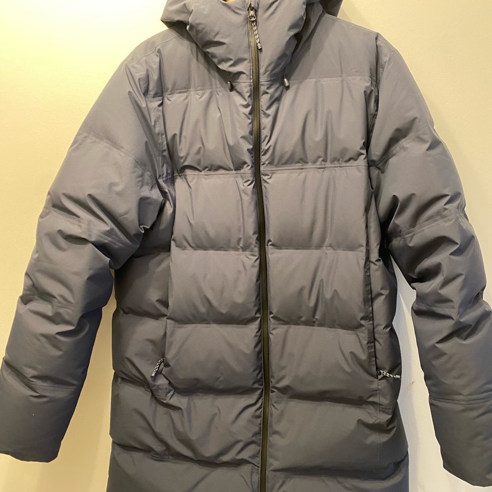 Patagonia men’s Jackson Glacier Parka waterproof puffer - Picture 9 of 9